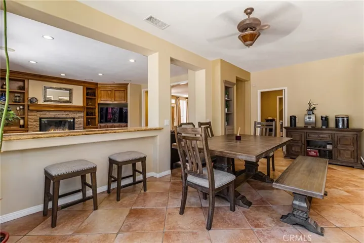 574 Oak Tree Court, Simi Valley, California 93065