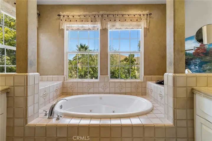 574 Oak Tree Court, Simi Valley, California 93065