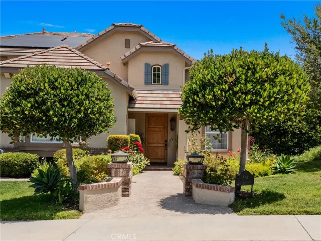 574 Oak Tree Court, Simi Valley, California 93065