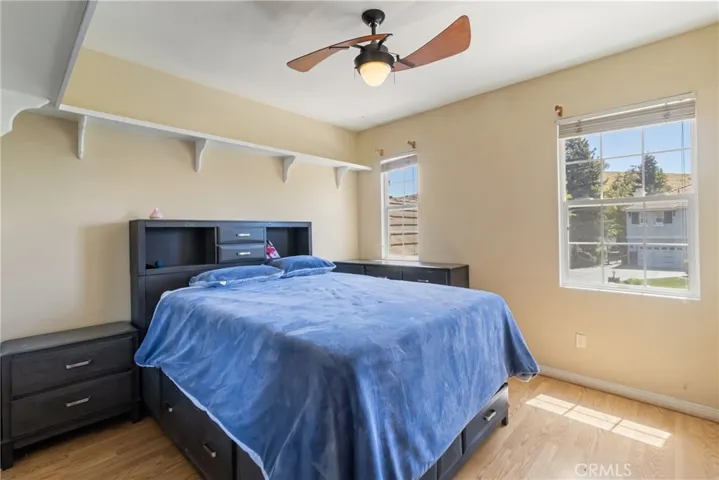 574 Oak Tree Court, Simi Valley, California 93065