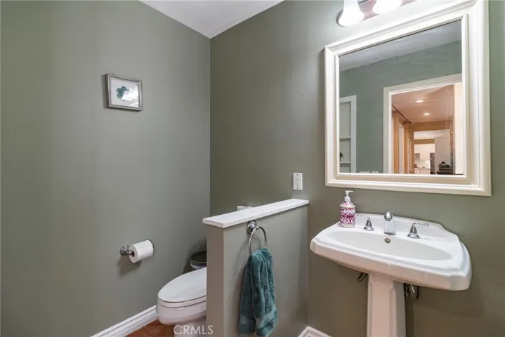 574 Oak Tree Court, Simi Valley, California 93065