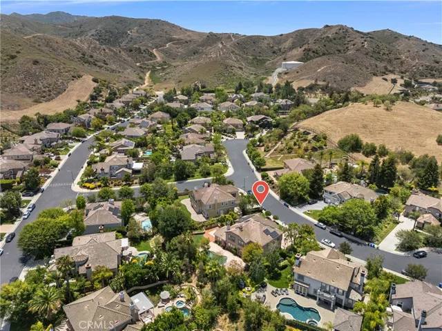 574 Oak Tree Court, Simi Valley, California 93065