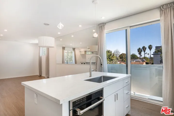 1621 S Bedford Street, Los Angeles, California 90035