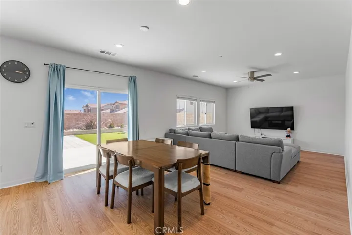 15597 Parry Peak Drive, Fontana, California 92336