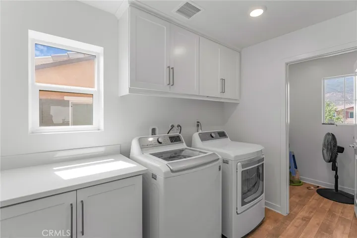 15597 Parry Peak Drive, Fontana, California 92336