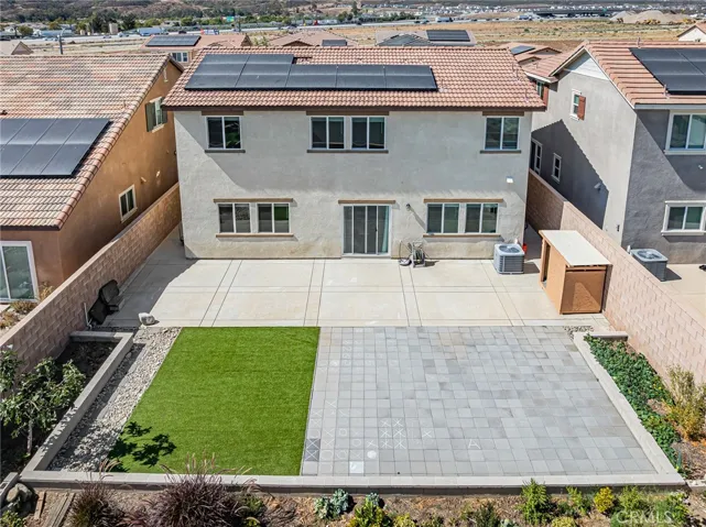 15597 Parry Peak Drive, Fontana, California 92336
