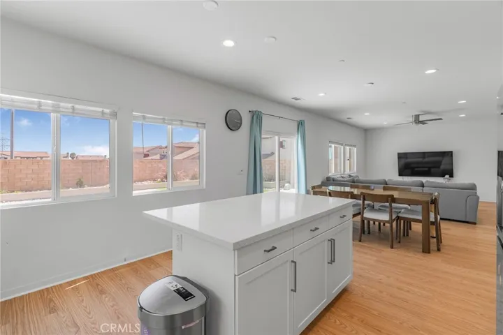 15597 Parry Peak Drive, Fontana, California 92336