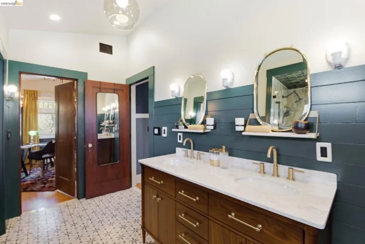 1504 Verdi St, Alameda, California 94501