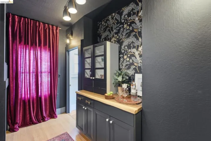 1504 Verdi St, Alameda, California 94501