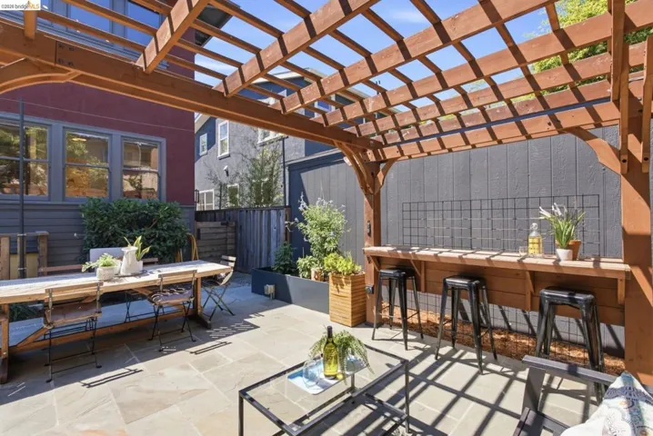 1504 Verdi St, Alameda, California 94501