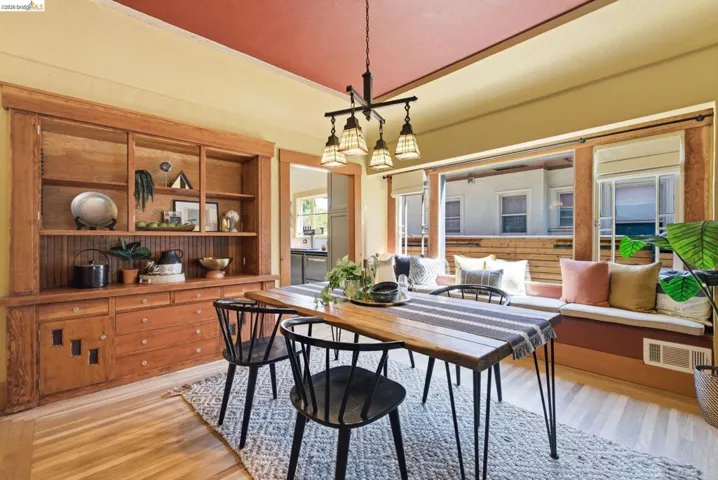 1504 Verdi St, Alameda, California 94501