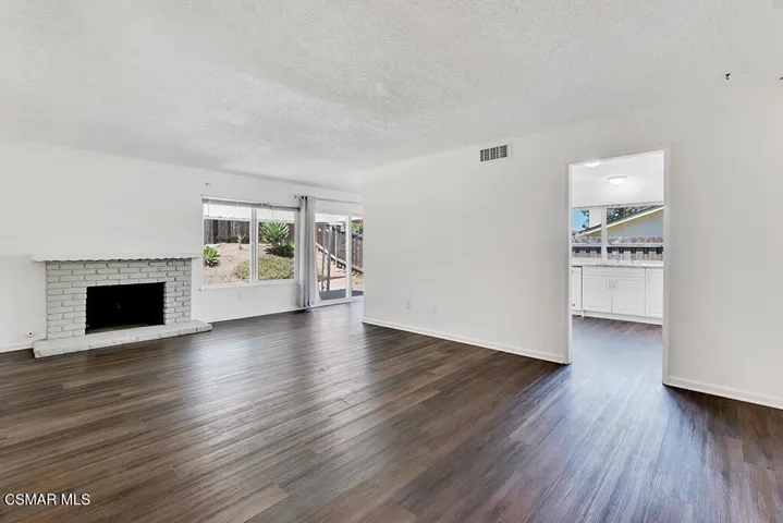4063 Elkwood St-HsHProd-22