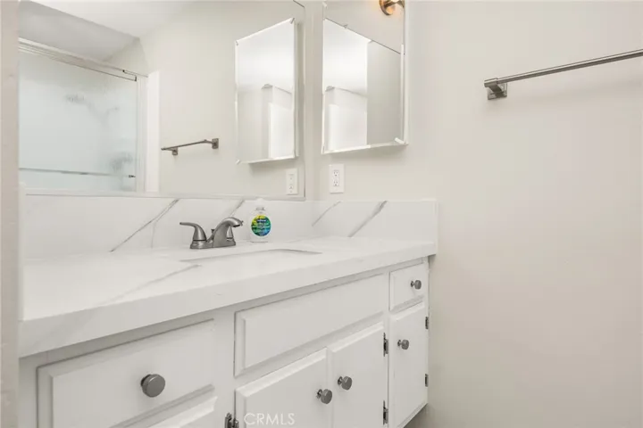 1877 Swan Circle, Costa Mesa, California 92626