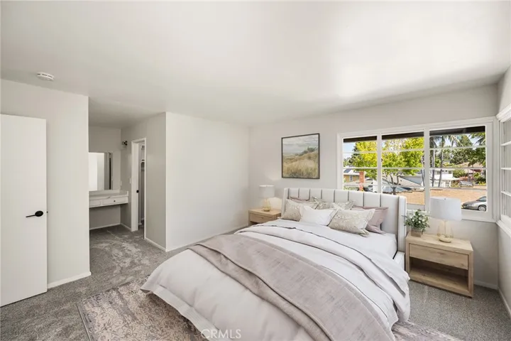 1877 Swan Circle, Costa Mesa, California 92626