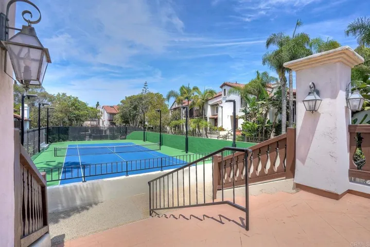 8608 Villa La Jolla Drive 4, La Jolla, California 92037