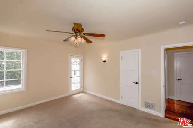 284 1/2 Granada Avenue 1, Long Beach, California 90803