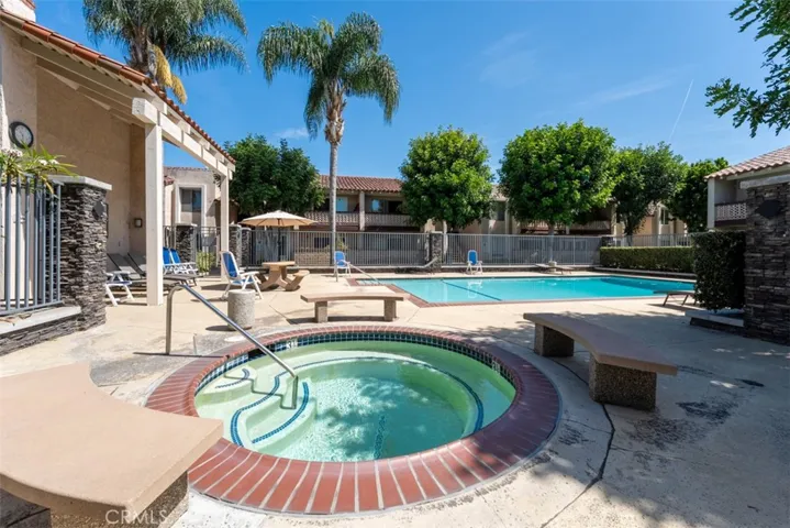700 W La Veta A1, Orange, California 92868