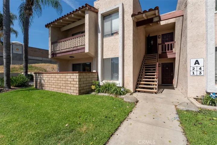 700 W La Veta A1, Orange, California 92868