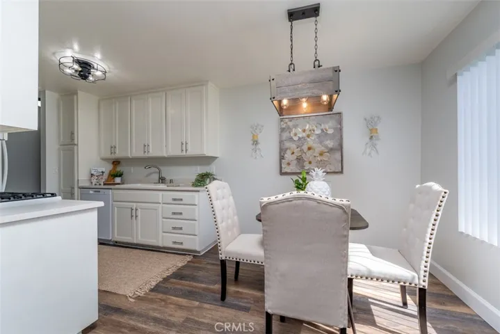 700 W La Veta A1, Orange, California 92868