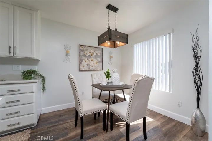 700 W La Veta A1, Orange, California 92868