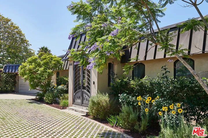 8045 Rayford Drive, Los Angeles, California 90045