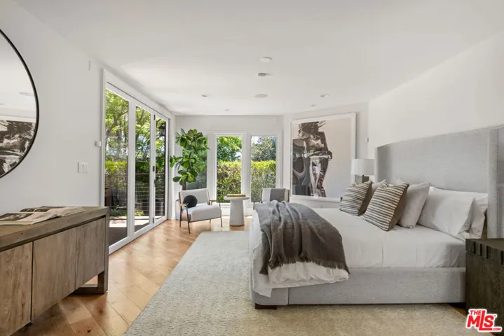8045 Rayford Drive, Los Angeles, California 90045