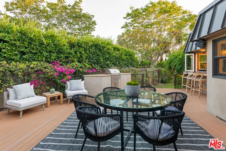 8045 Rayford Drive, Los Angeles, California 90045