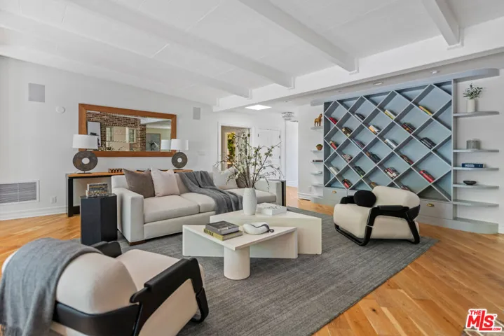 8045 Rayford Drive, Los Angeles, California 90045