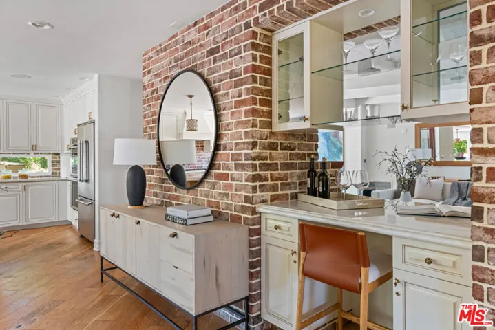 8045 Rayford Drive, Los Angeles, California 90045