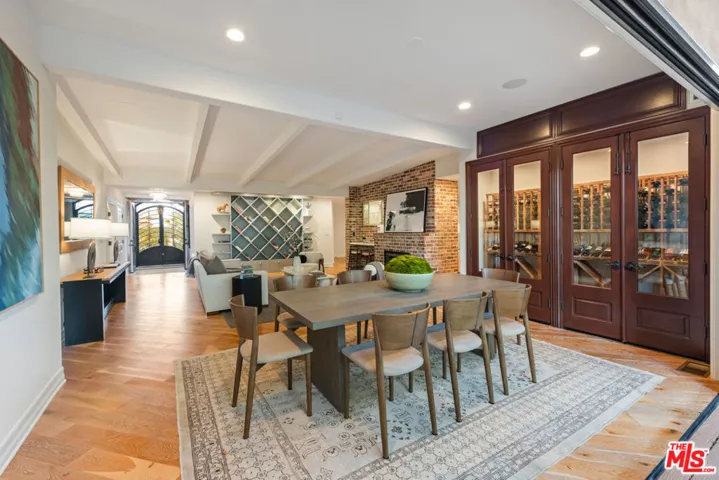 8045 Rayford Drive, Los Angeles, California 90045