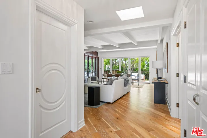 8045 Rayford Drive, Los Angeles, California 90045