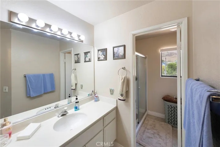 Second bathroom shower