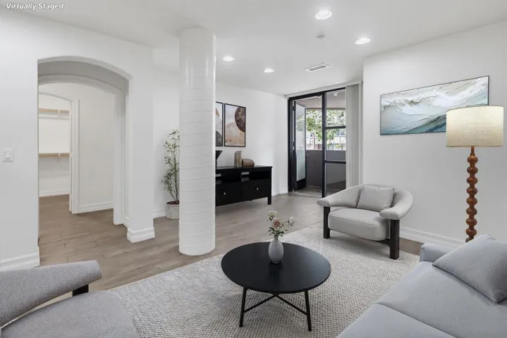 1225 Island Ave. 103, San Diego, California 92101