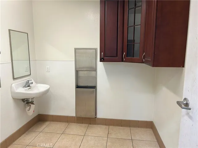 1458 W Holt Avenue B, Pomona, California 91768