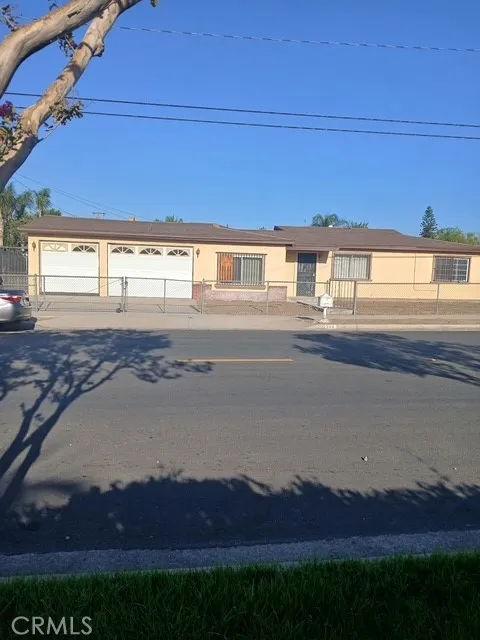 344 N Lilac Ave