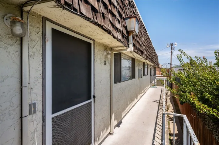 380 Temple Avenue, Long Beach, California 90814