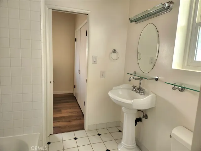 Jack & Jill Bathroom