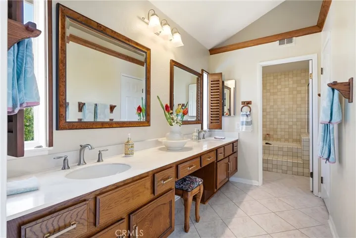 27411 Betanzos, Mission Viejo, California 92692