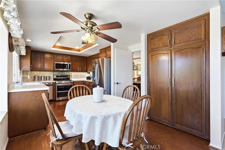 27411 Betanzos, Mission Viejo, California 92692