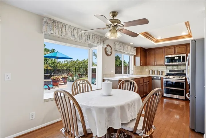 27411 Betanzos, Mission Viejo, California 92692