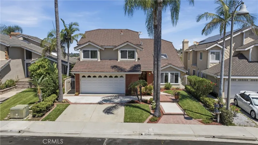 27411 Betanzos, Mission Viejo, California 92692