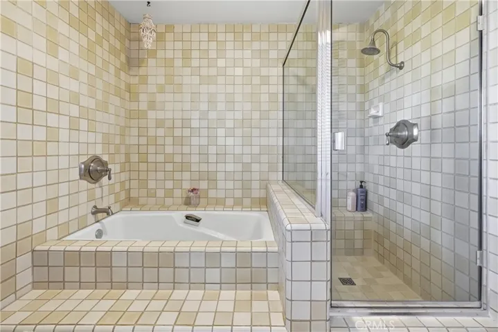 27411 Betanzos, Mission Viejo, California 92692