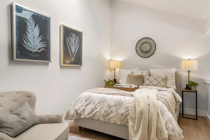 4049 Carmel View Rd 82, San Diego, California 92130