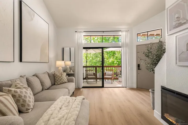 4049 Carmel View Rd 82, San Diego, California 92130