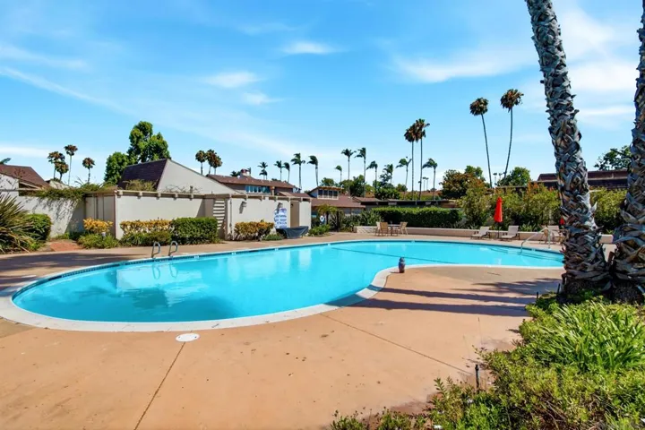 137 Via Coronado, Rancho Santa Fe, California 92091