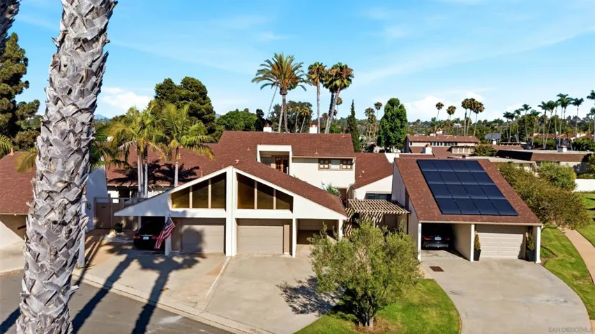 137 Via Coronado, Rancho Santa Fe, California 92091