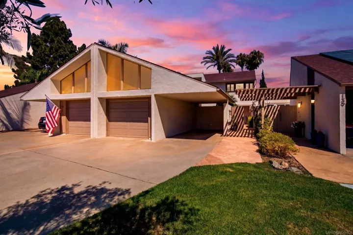 137 Via Coronado, Rancho Santa Fe, California 92091