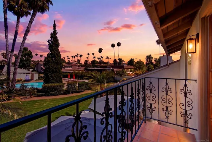 137 Via Coronado, Rancho Santa Fe, California 92091