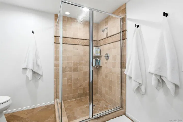 137 Via Coronado, Rancho Santa Fe, California 92091