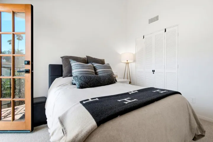 137 Via Coronado, Rancho Santa Fe, California 92091